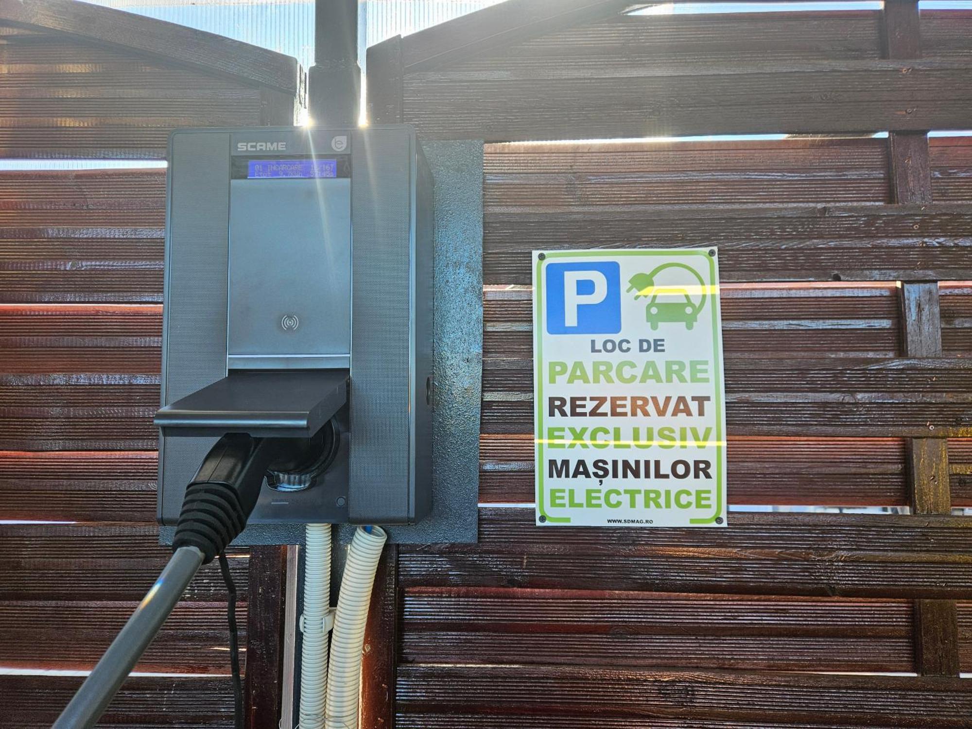 Pensiune Confort Morosanu Sinca Veche Exteriér fotografie